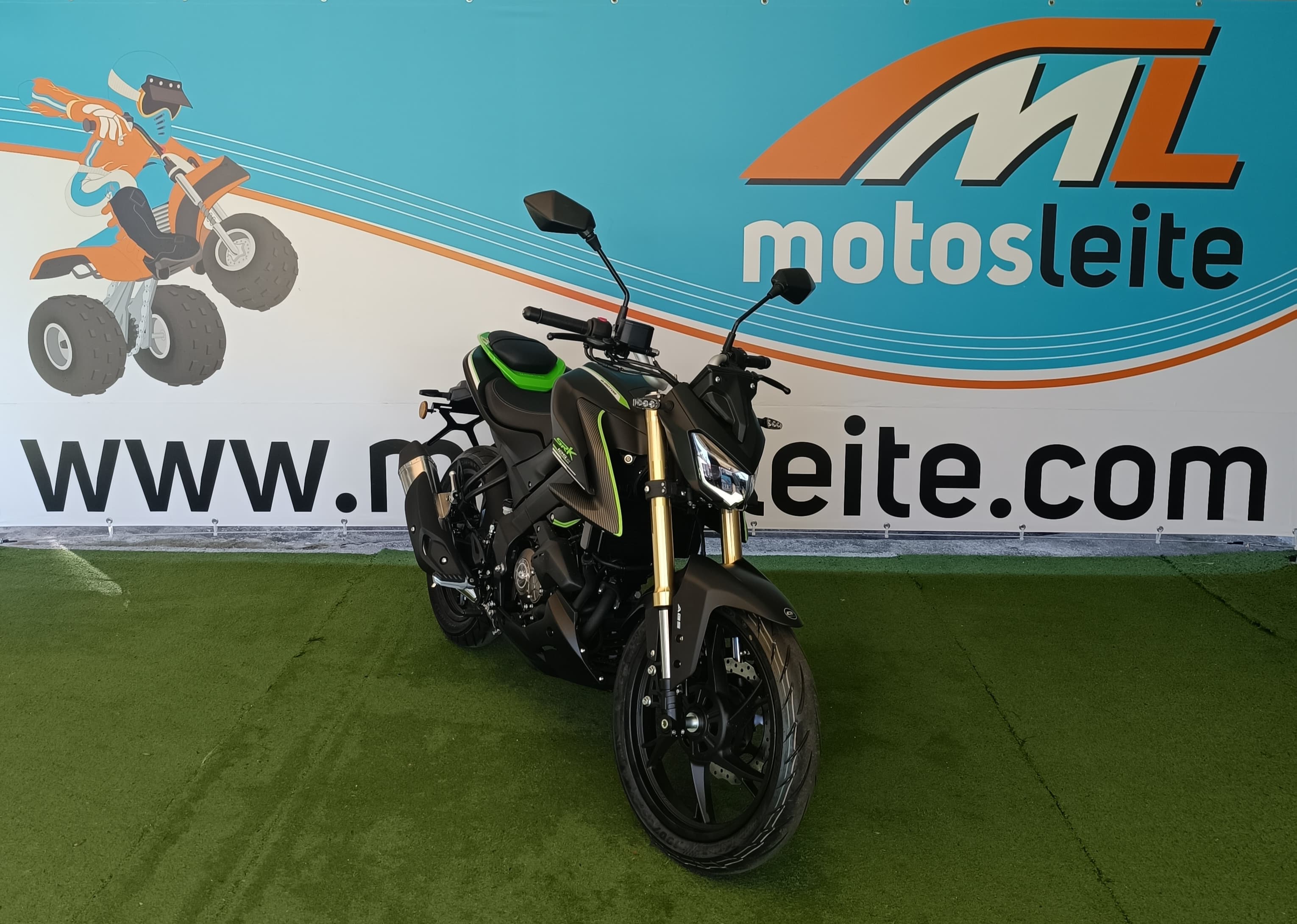 QJ Motor SRK 125 S