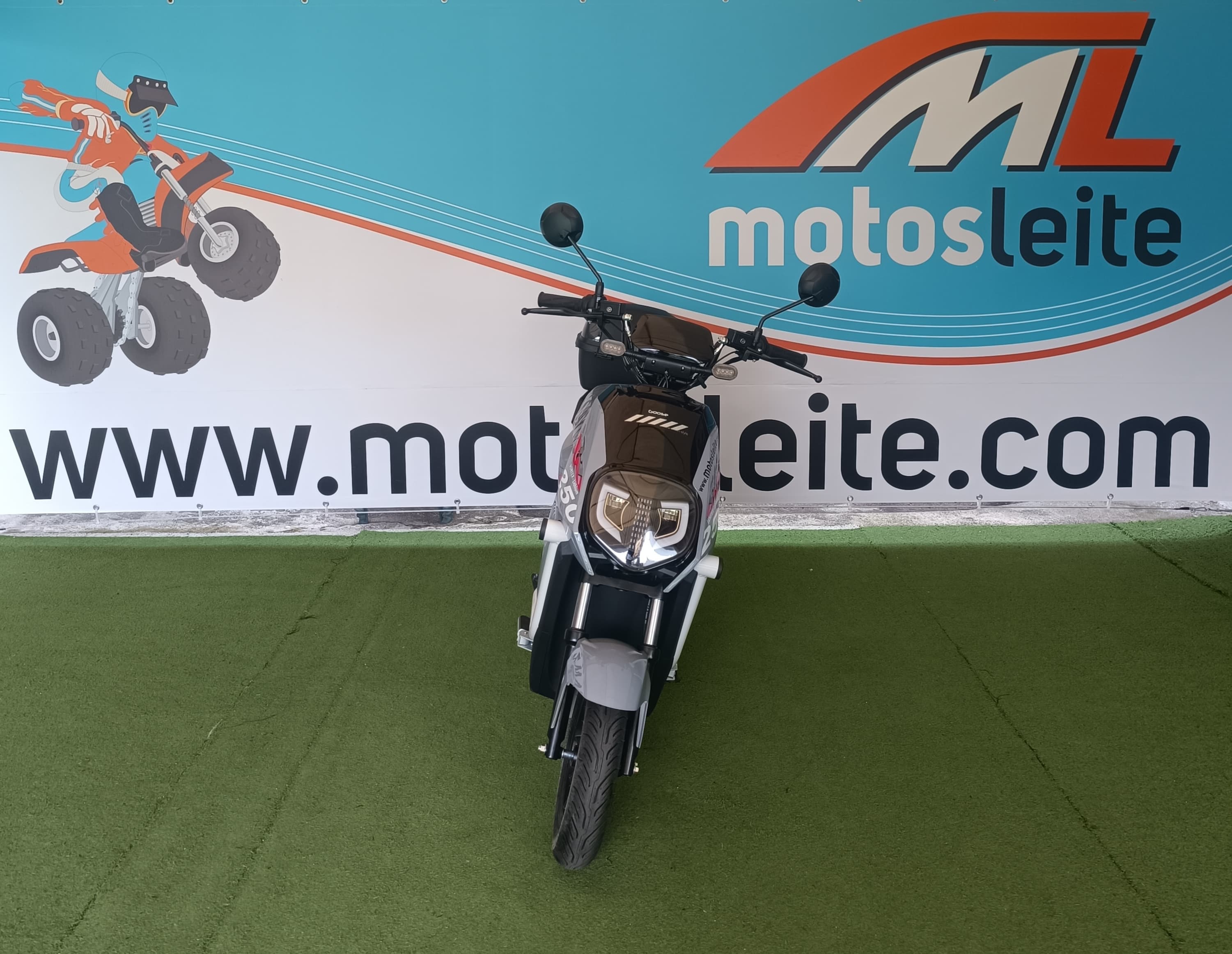 Motorcycle image